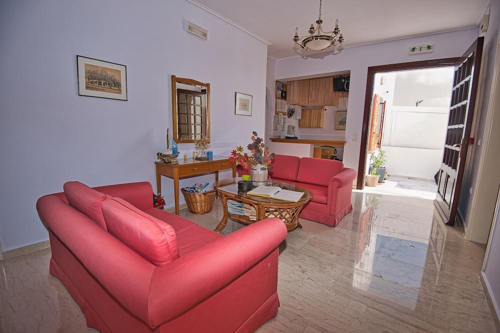 Irini'S Rooms Fteoura Kamári Exterior foto